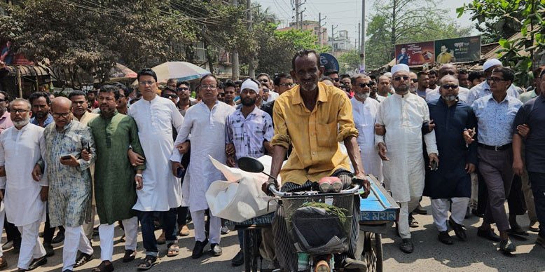 ঝিনাইদহে কৃষকদল নেতার লাশ নিয়ে বিএনপির বিক্ষোভ 